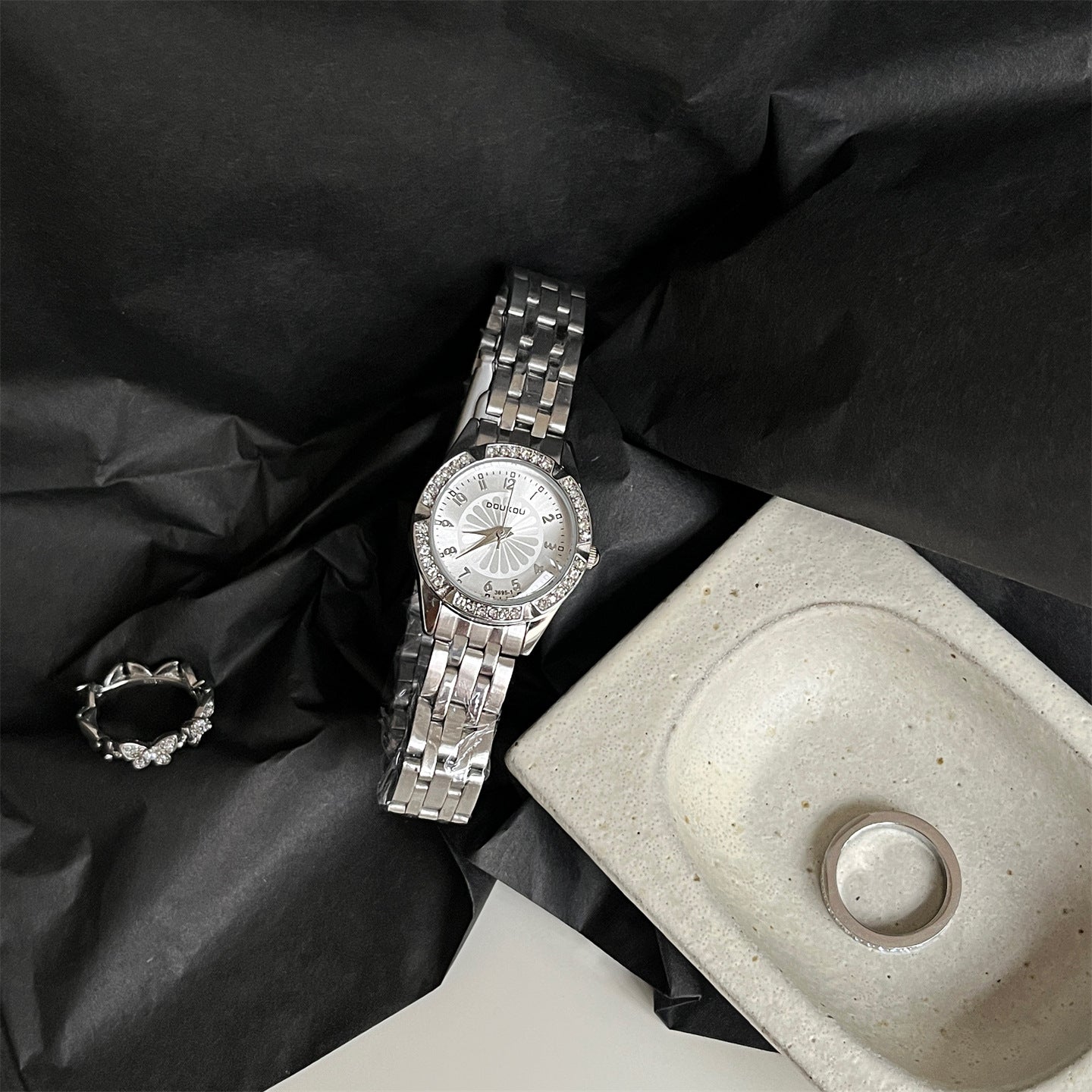 Celeste Silver Crystal Watch – Timeless Elegance for Women